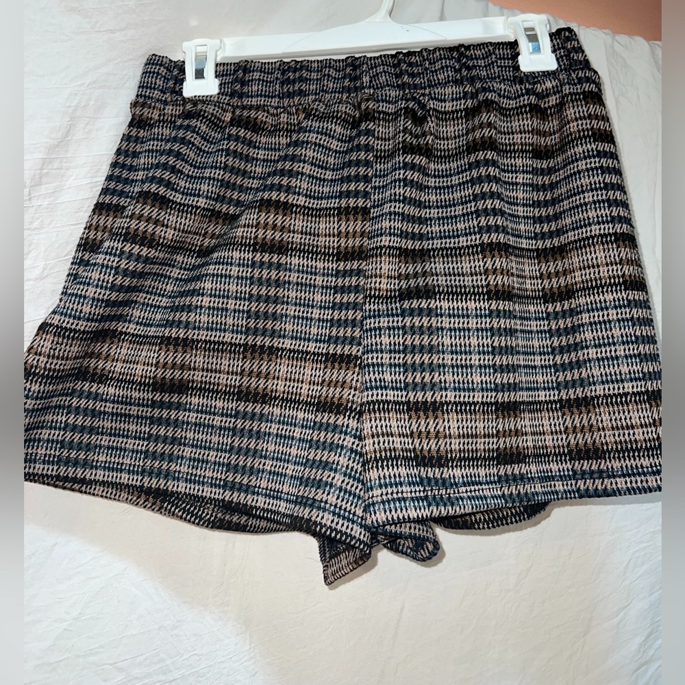 Plaid Skort (Fall) - Picture 3 of 3